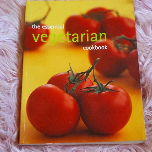 The Essential Vegetarian Cookbook - Picture 1 of 4